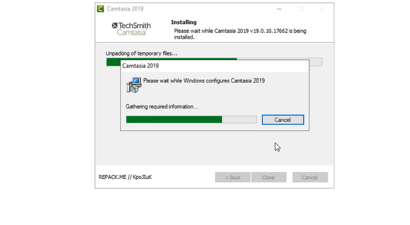 Đợi máy tải phần mềm Camtasia 2019 vào máy.